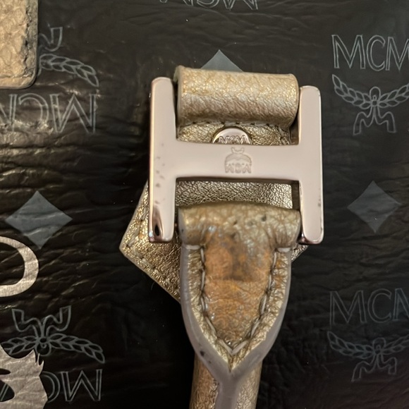 MCM Princess Lion Visetos Boston Duffle Bag - Picture 8 of 16